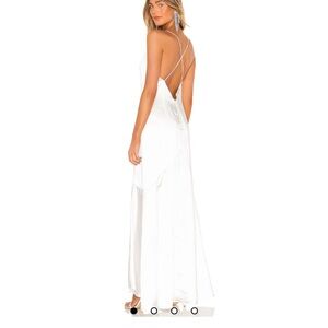 Elliatt Aisle Dress in White